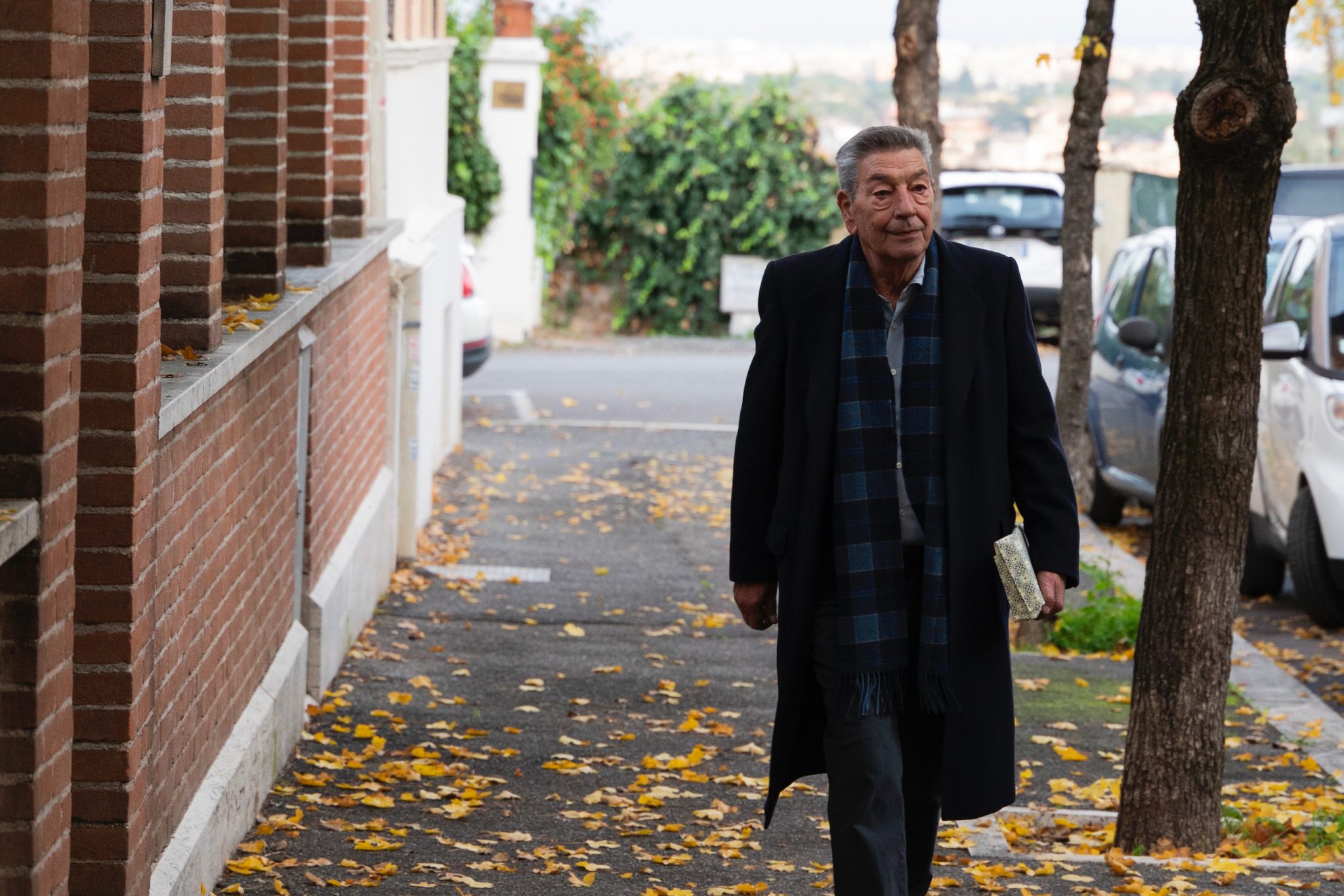 Scena dal film Come ti muovi sbagli