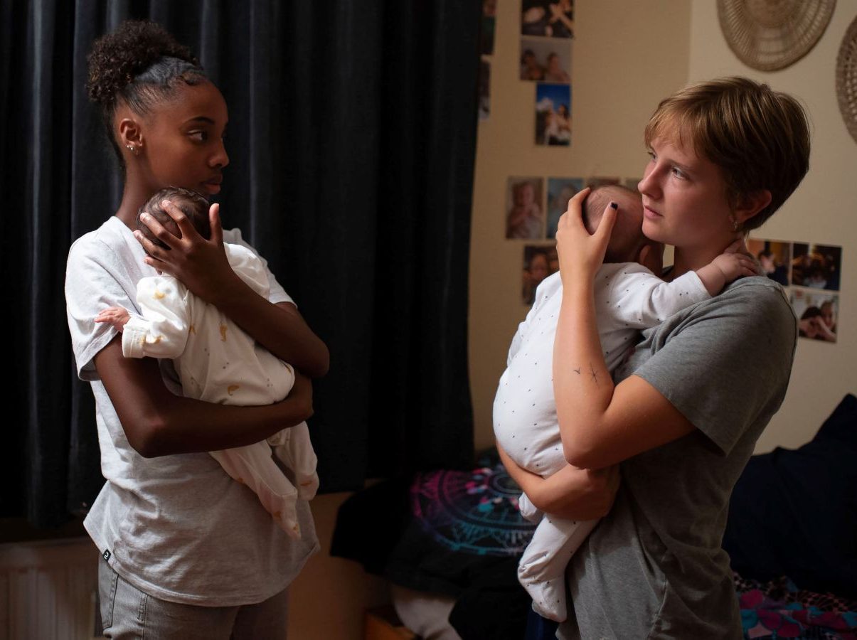 Scena dal film Giovani madri (jeunes mÈres)