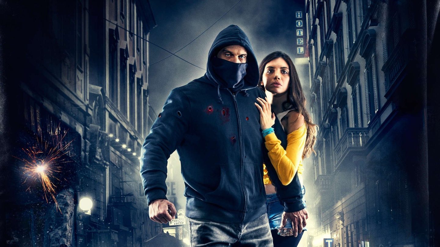 Scena dal film Lo chiamavano Jeeg Robot