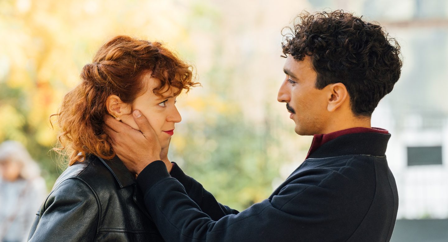Scena dal film Spezie e bugie
