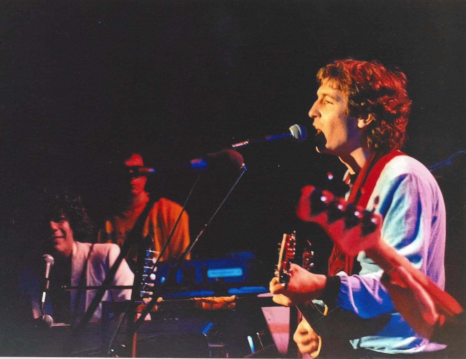 Scena dal film Rino gaetano – sempre piu’ blu