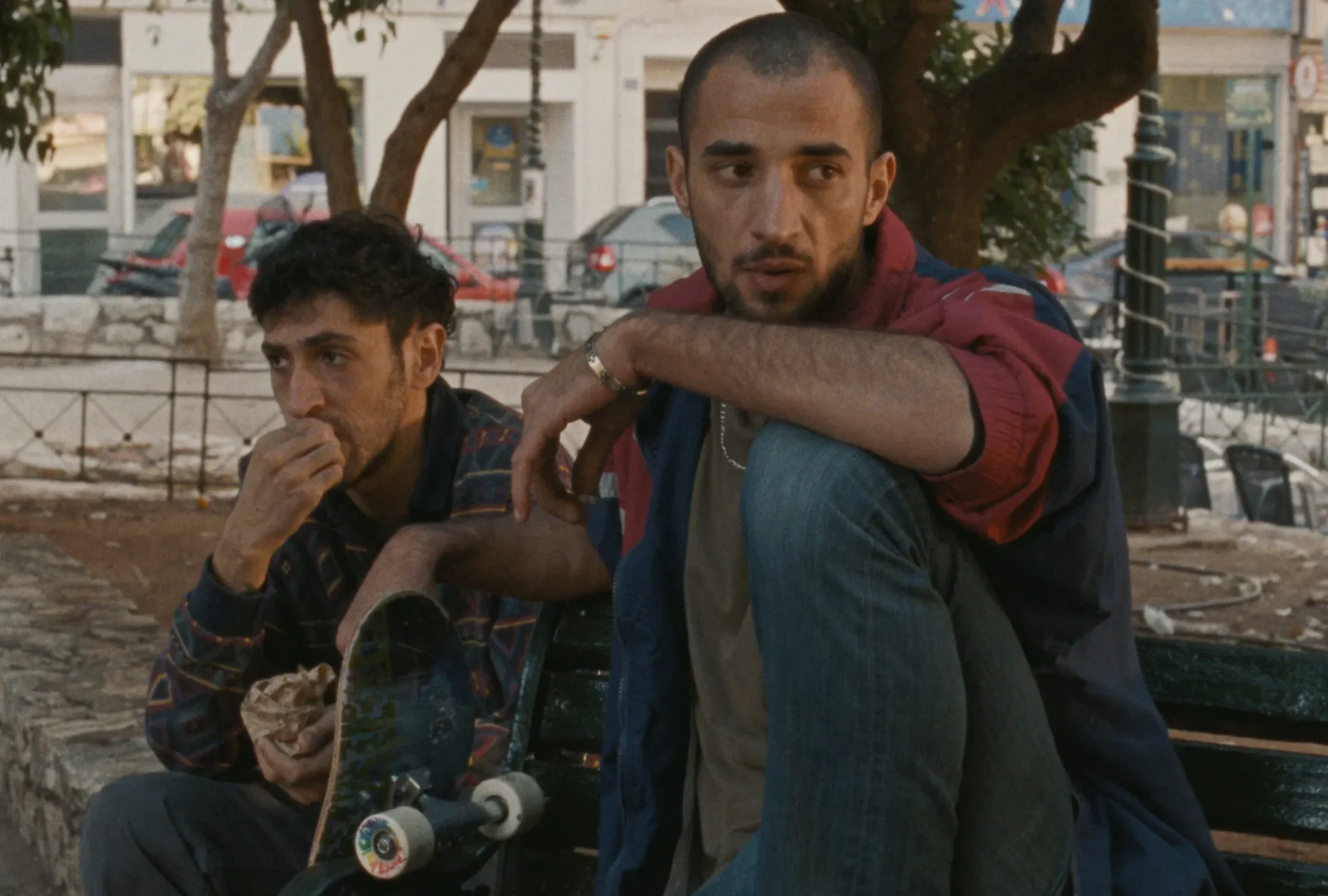 Scena dal film To a land unknown